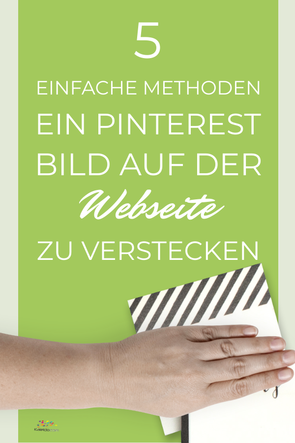 Pin Hand ueber Notizblock Bild verstecken