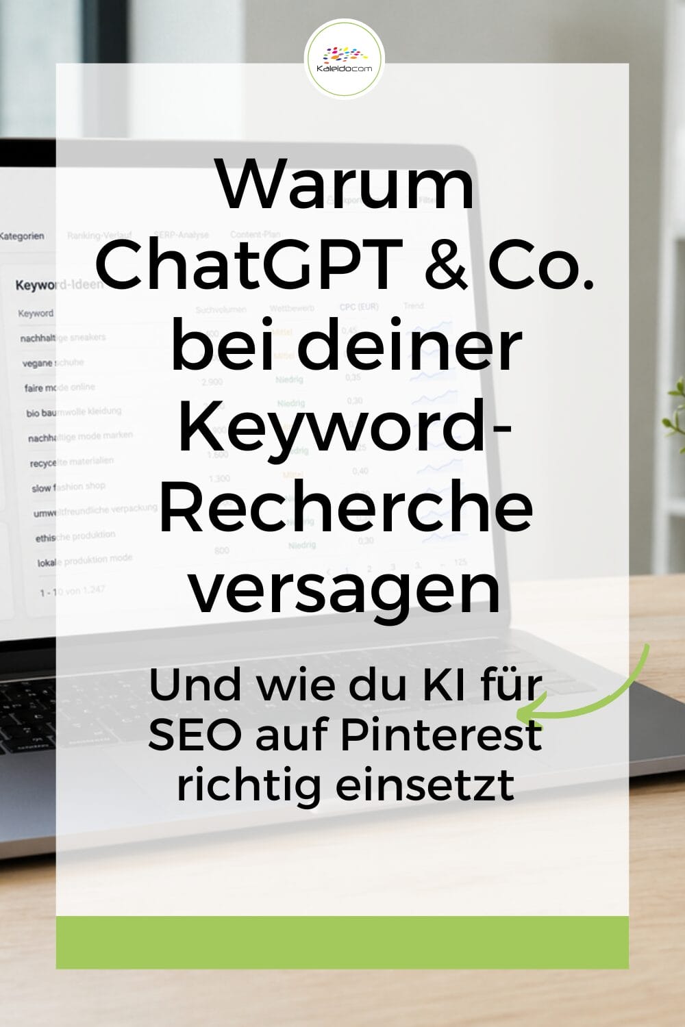 Auf einem unscharfen Laptop-Bildschirm ist folgender Text in deutscher Sprache zu lesen: „Warum ChatGPT & Co. bei deiner Keyword-Recherche versagen. Und wie du KI für SEO auf Pinterest richtig einsetzt.“.